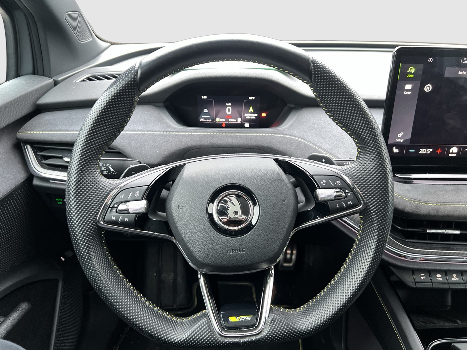 Skoda Enyaq Coupé RS 4X4 WÄRMEPUMPE PANO ALU21 KAMERA