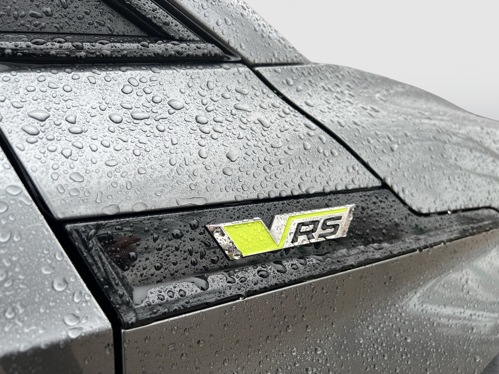 Skoda Enyaq Coupé RS 4X4 WÄRMEPUMPE PANO ALU21 KAMERA