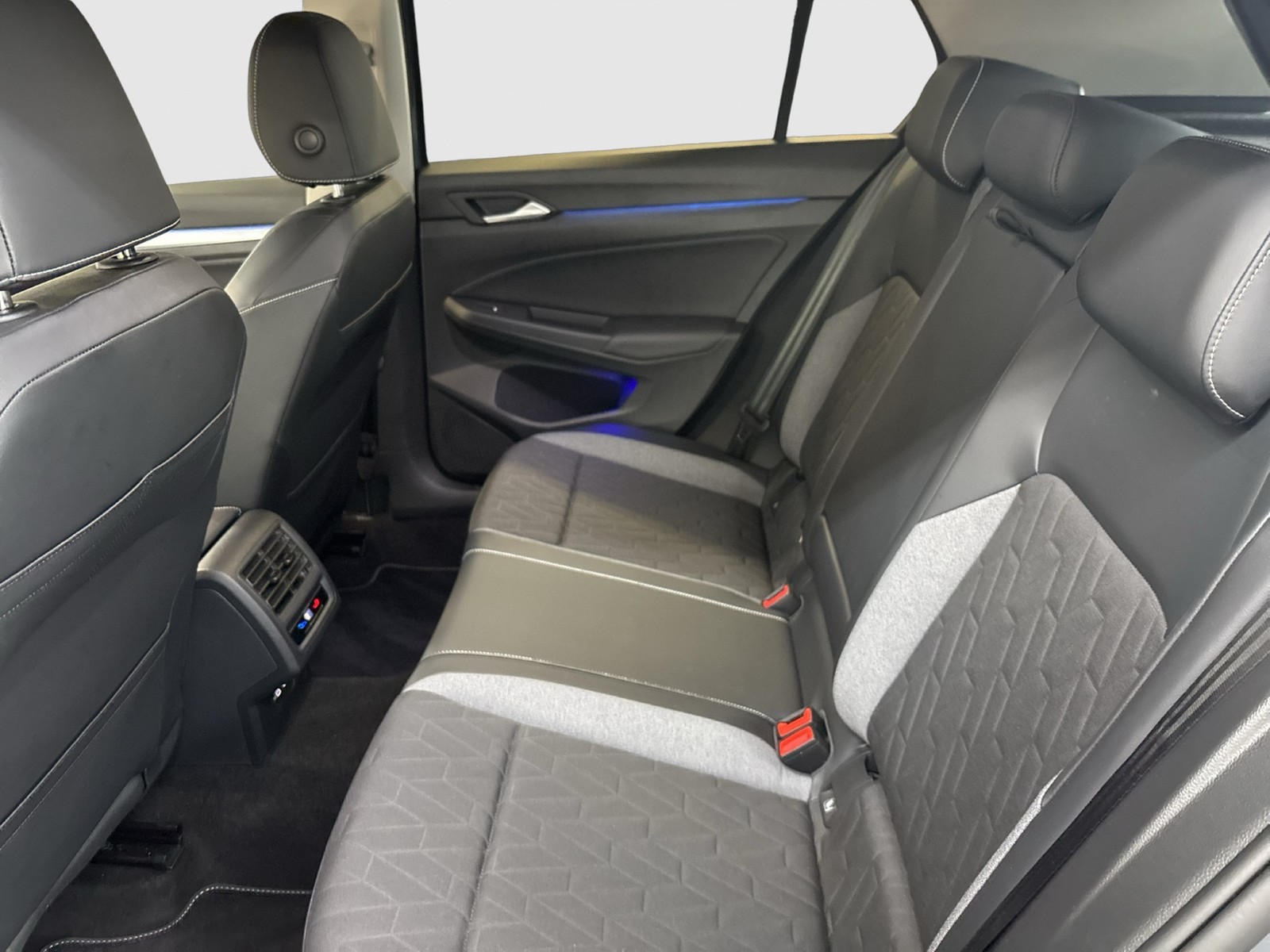 Volkswagen Golf VIII 1.5 GOAL FACELIFT AHK ACC NAVI CARPLAY