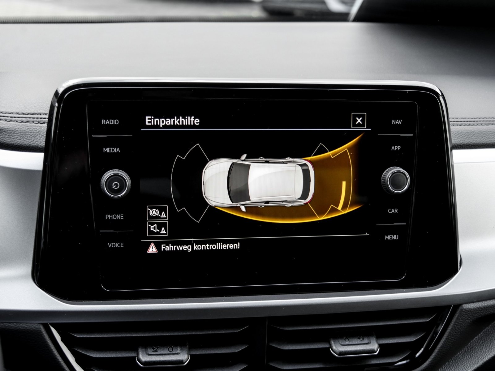 Volkswagen T-Roc 1.5 LIFE NAVI ALU SITZHEIZUNG LED DAB+