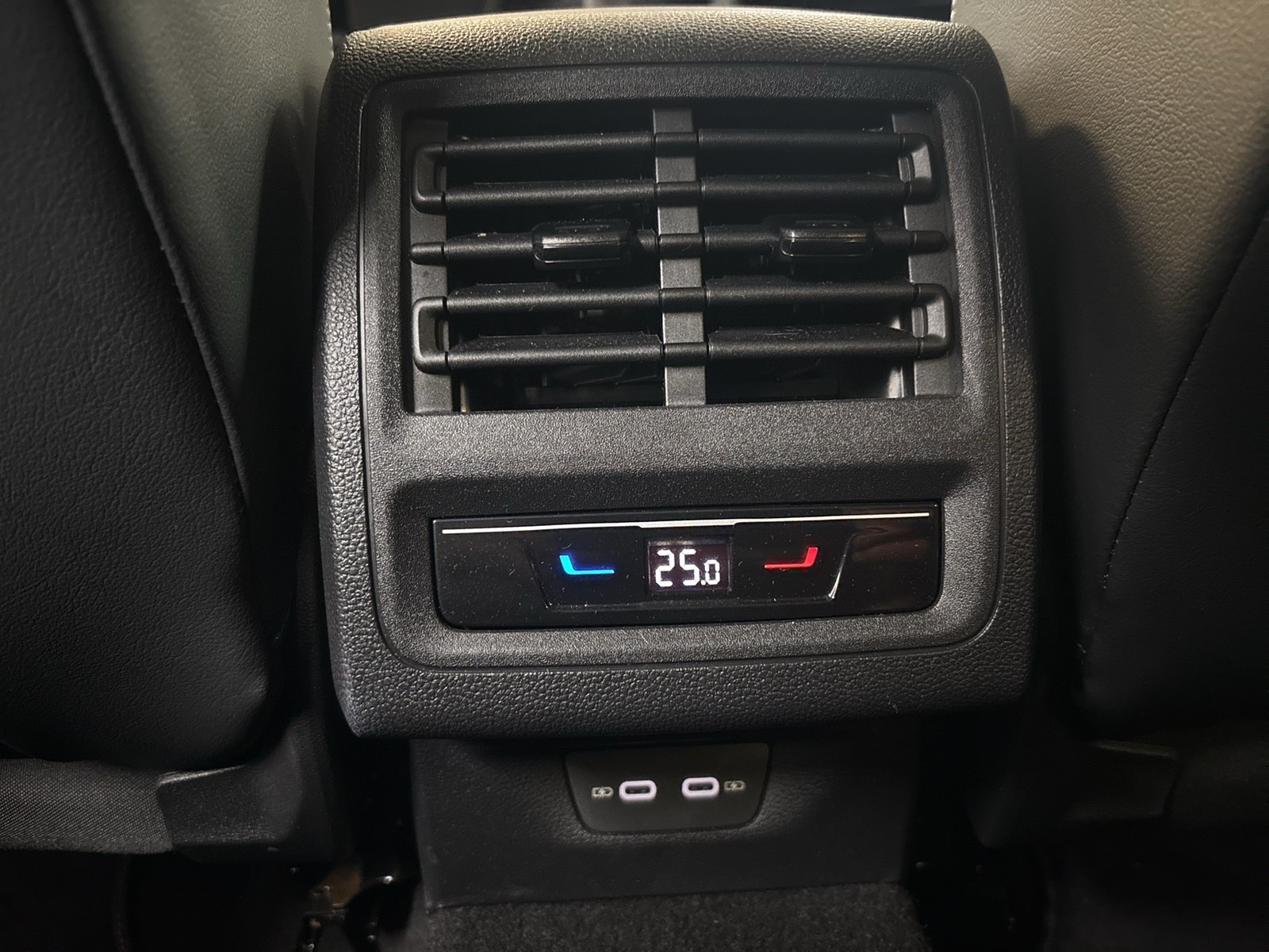 Volkswagen Golf VIII 1.5 GOAL FACELIFT AHK ACC NAVI CARPLAY