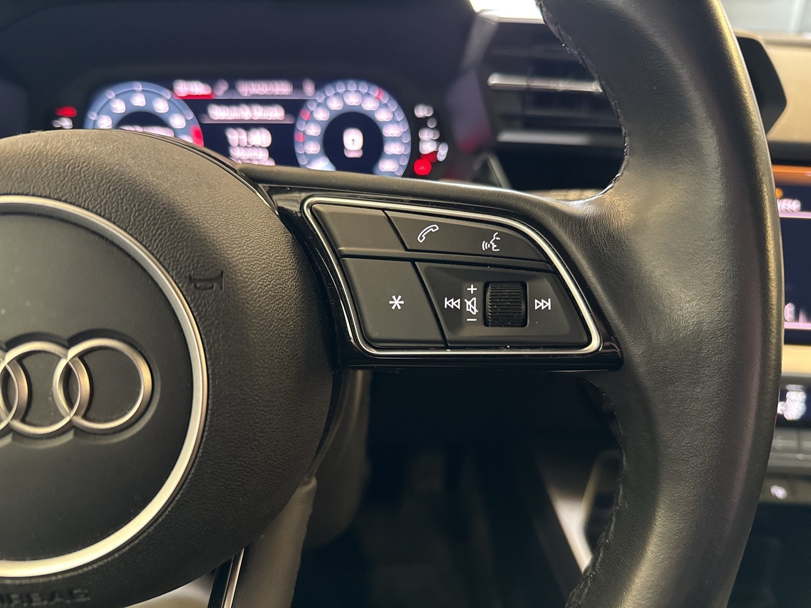 Audi A3 Sportback 30 S LINE BLACKPAK LM18 CARPLAY