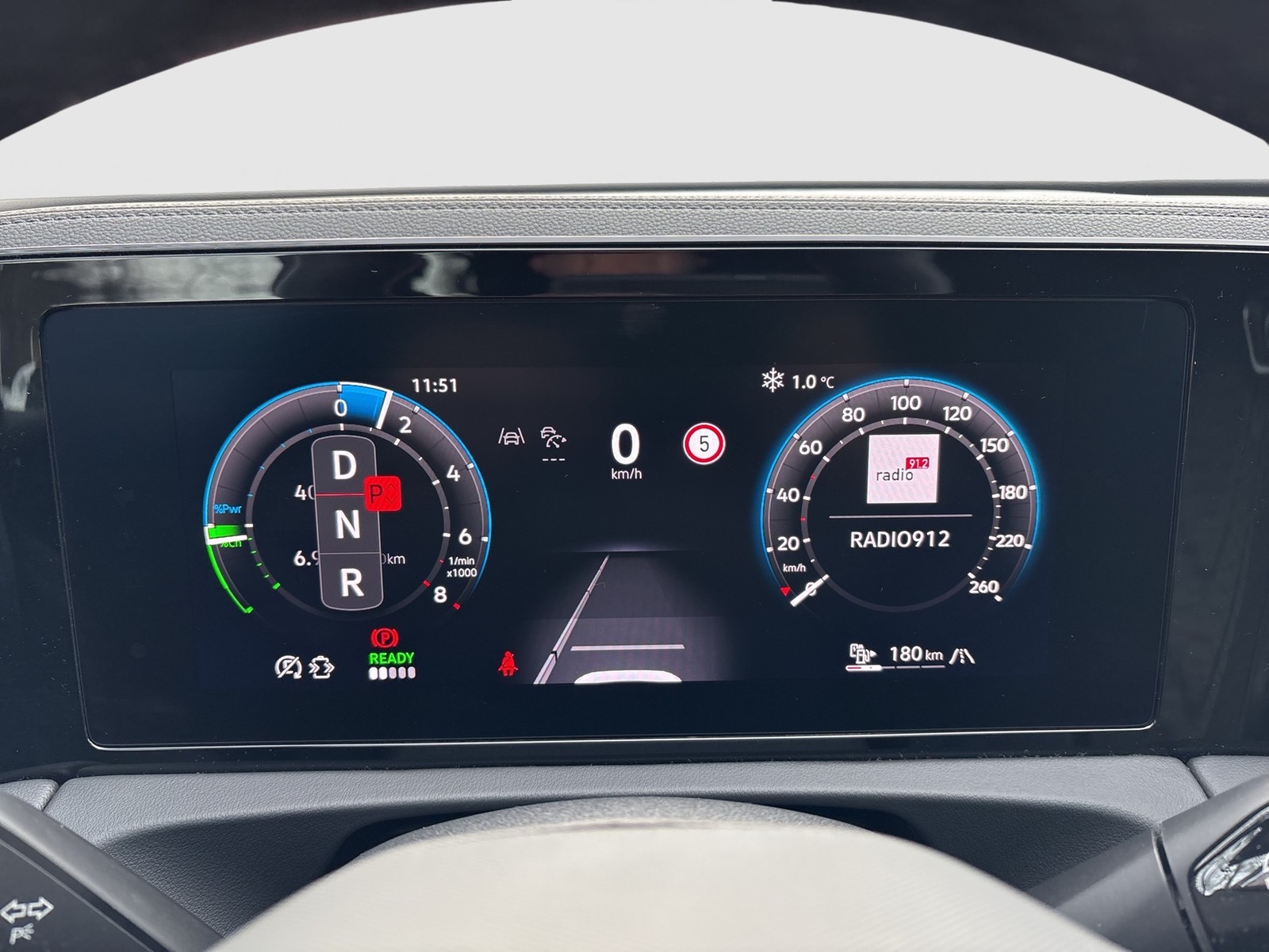 Volkswagen Tiguan 1.5 HYBRID R-LINE NEUESMODELL 360CAM LM20