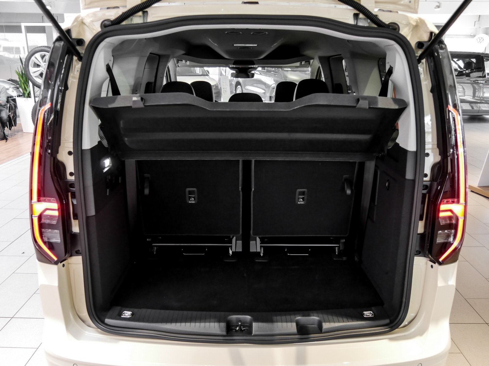 Volkswagen Caddy Maxi Life Taxi 7-Sitzer DSG TDI sofort lieferbar