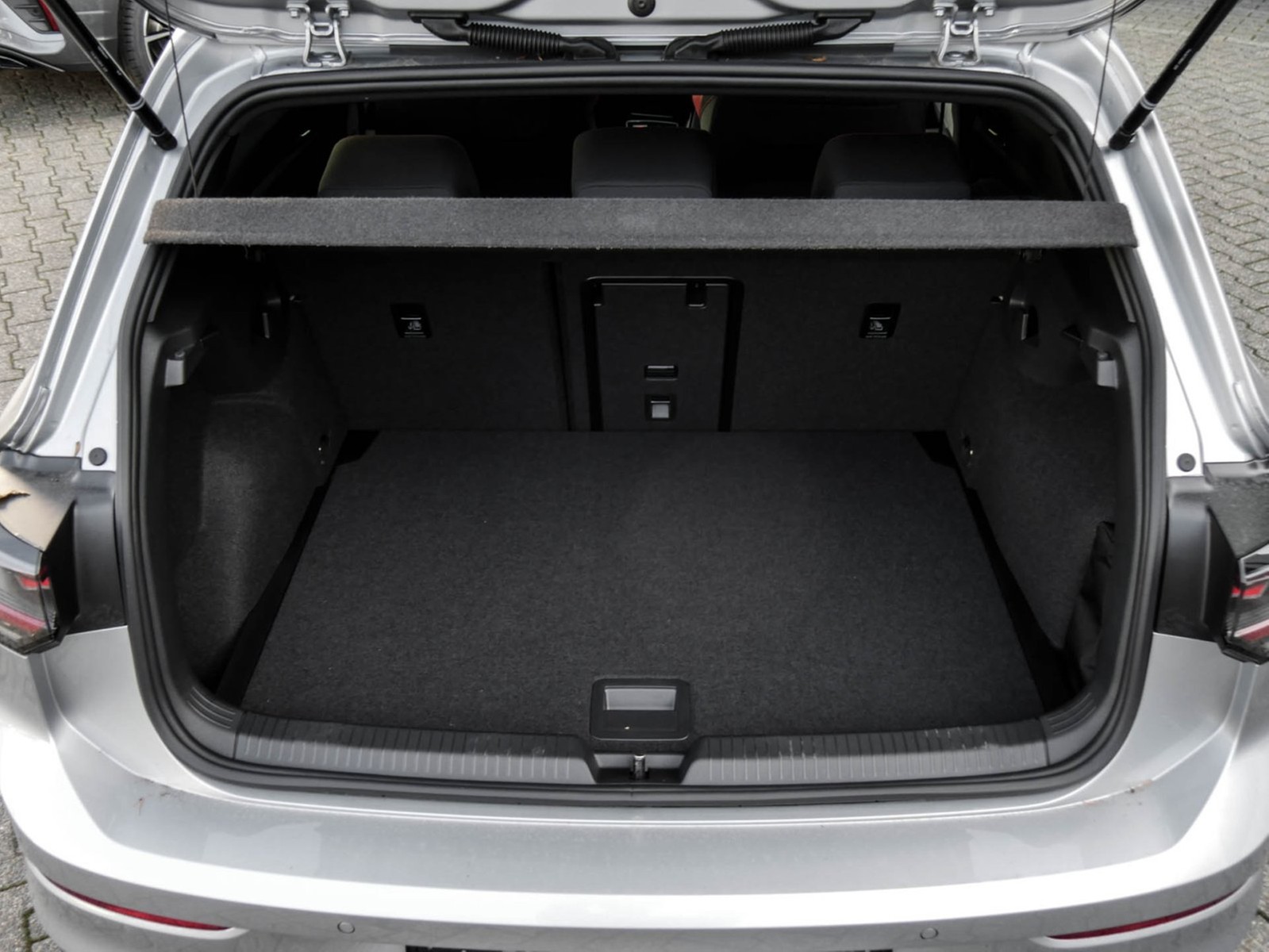 Volkswagen Golf GTI HARMANKARDON PANO BLACKSTYLE NAVI