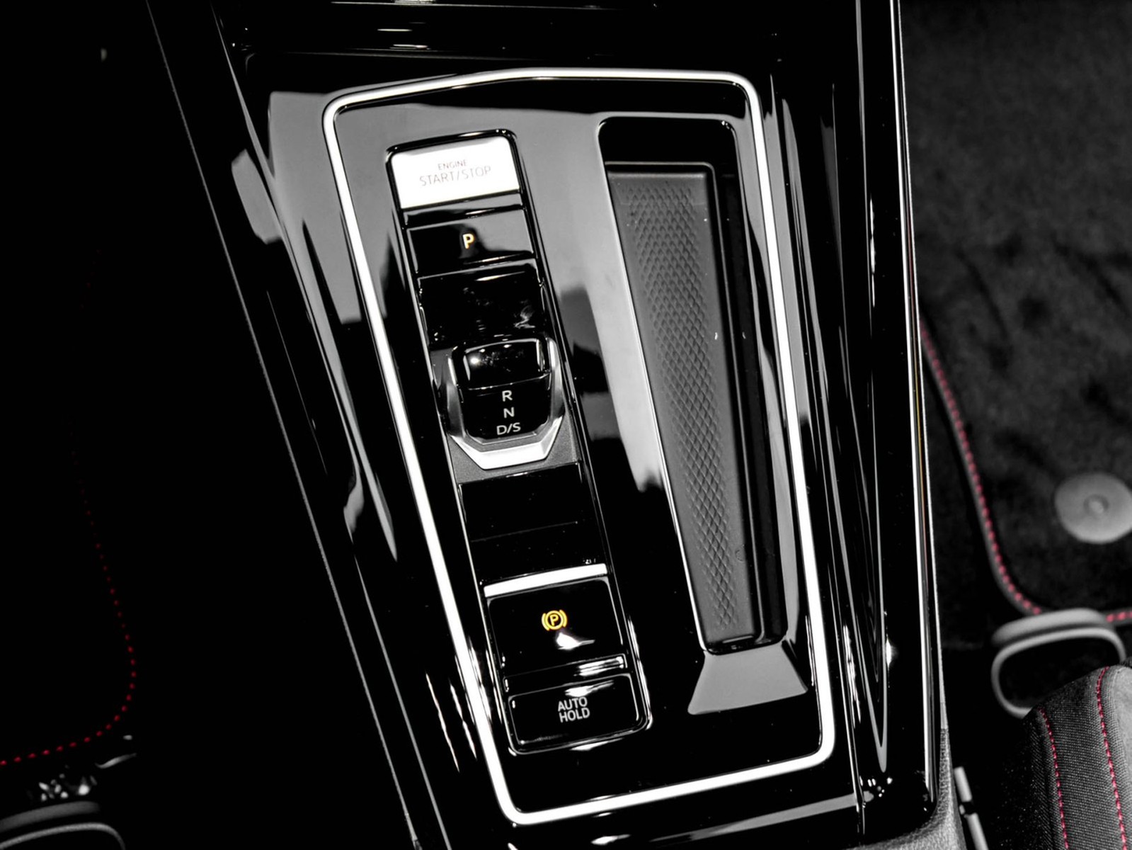 Volkswagen Golf GTI HARMANKARDON PANO BLACKSTYLE NAVI