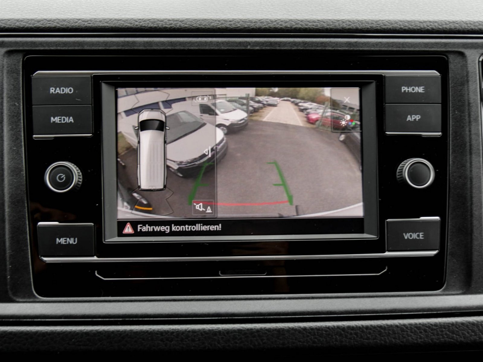 Volkswagen Crafter 35 KASTEN HD MR CARPLAY CAM AHK-VORB.
