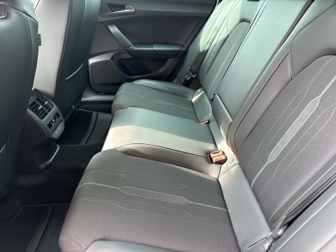 Cupra Leon ST 1.4 HYBRID ACC LM18 NAVI SITZHEIZUNG LED