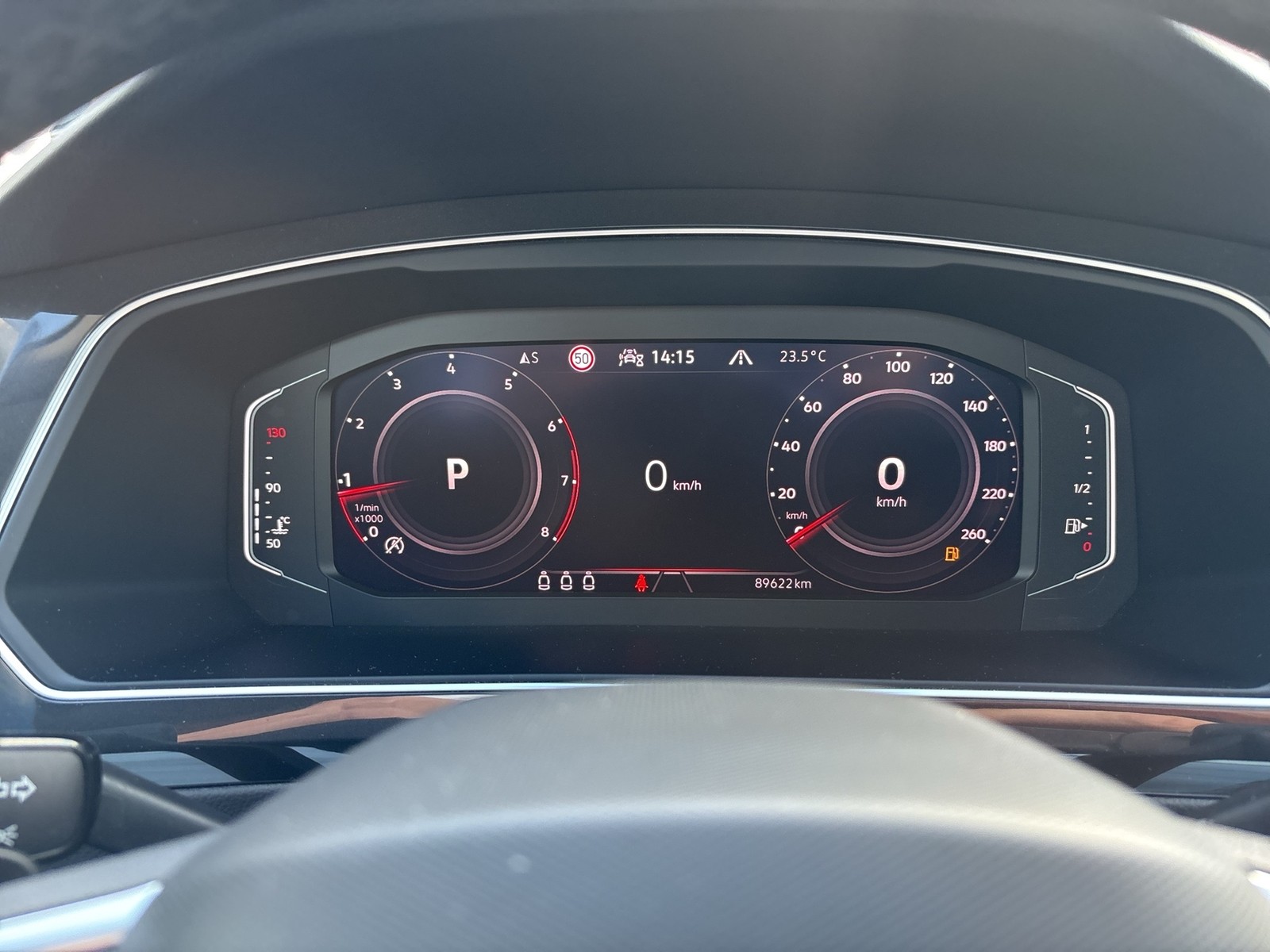 Volkswagen Tiguan 2.0 ELEGANCE 4X4 PANO STANDHZ. AHK 360CAM