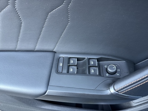 Cupra Leon ST 1.4 HYBRID LM18 NAVI SPORTSITZE SITZHEIZ