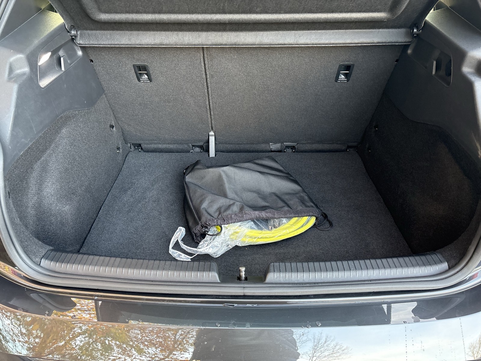 Cupra Born CAM ACC LM18 NAVI SITZHEIZUNG LED DAB KLIMA