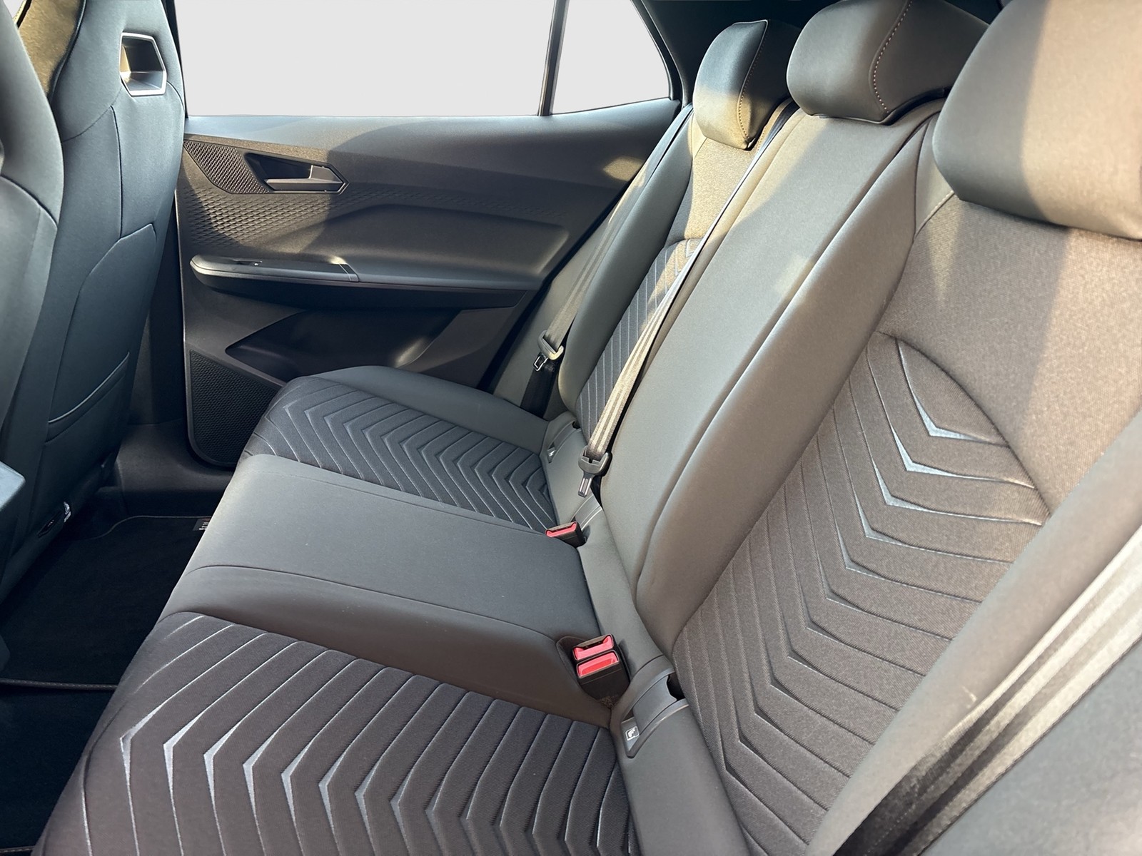 Cupra Born CAM ACC LM18 NAVI SITZHEIZUNG LED DAB KLIMA