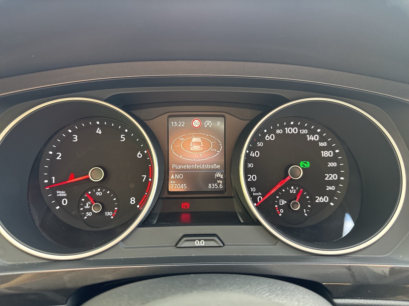 Volkswagen Tiguan 2.0 LIFE 4X4 CAM ACC LM18 NAVI SITZHEIZ.