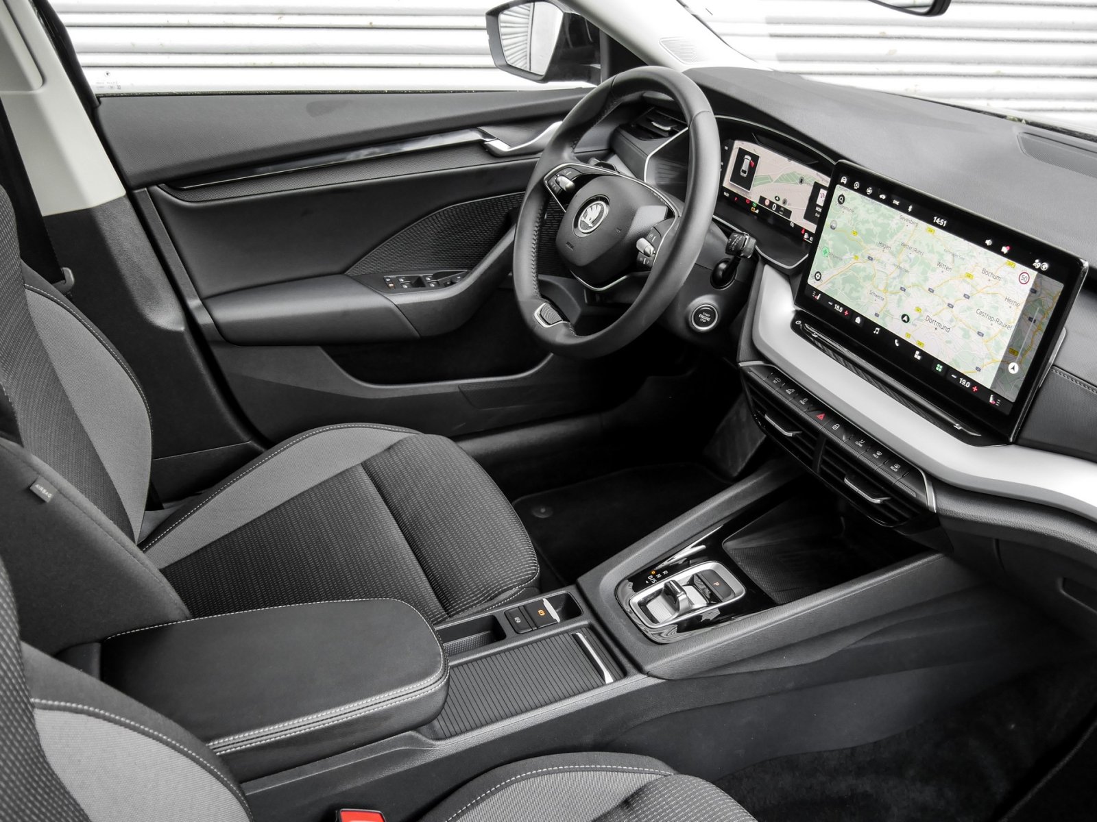 Skoda Octavia Combi 1.5 eTSI SELECTION NAVI SUNSET