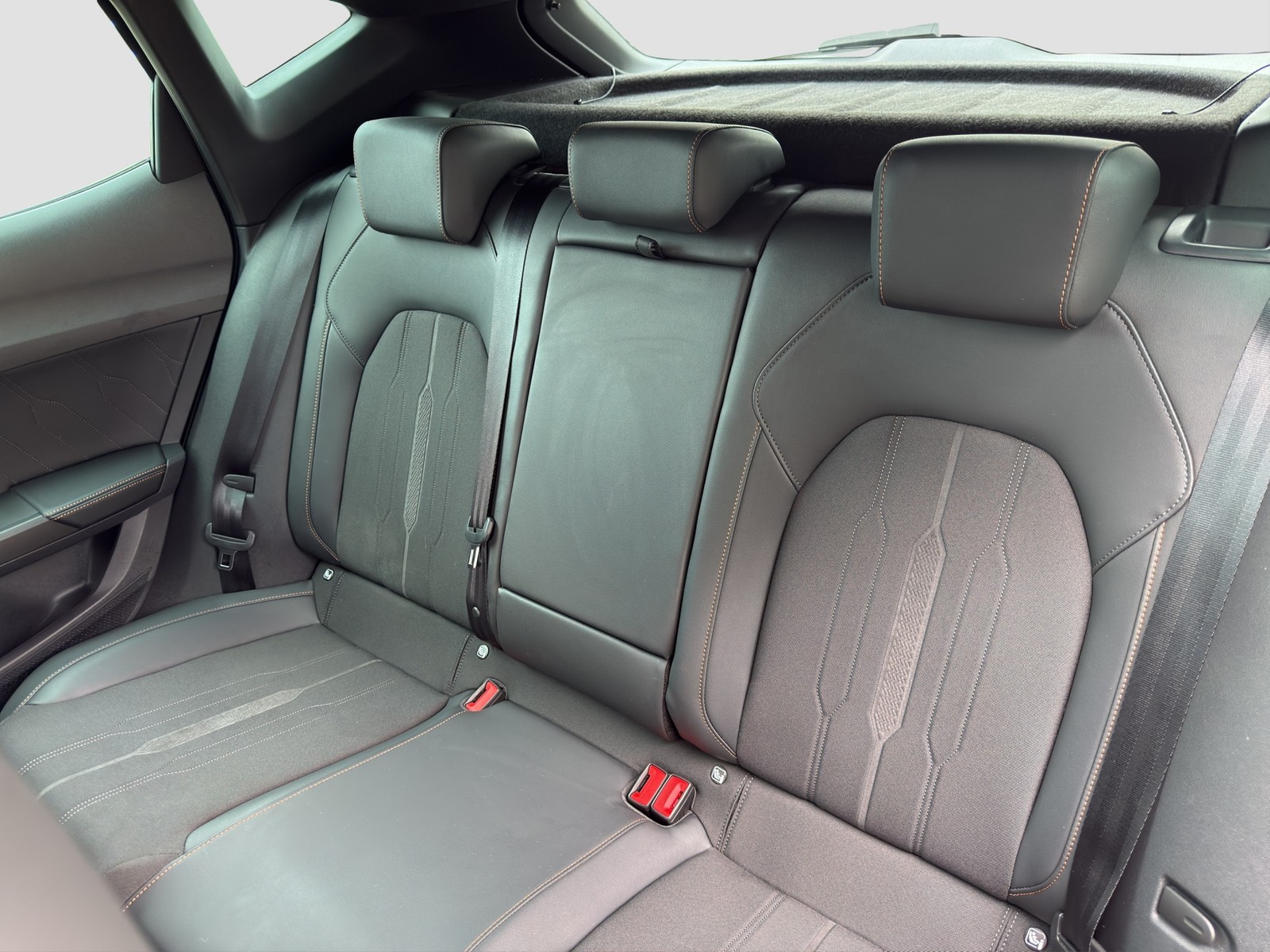 Cupra Formentor 2.0 VZ 4X4 CAM ACC LM19 E-KLAPPE NAVI