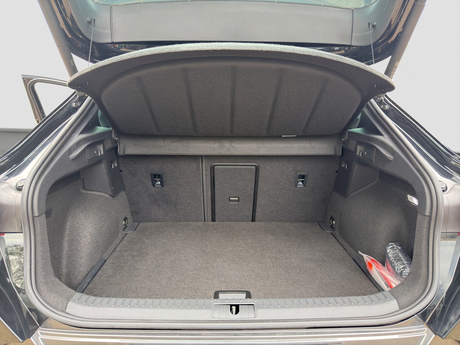 Cupra Formentor 2.0 VZ 4X4 CAM ACC LM19 E-KLAPPE NAVI