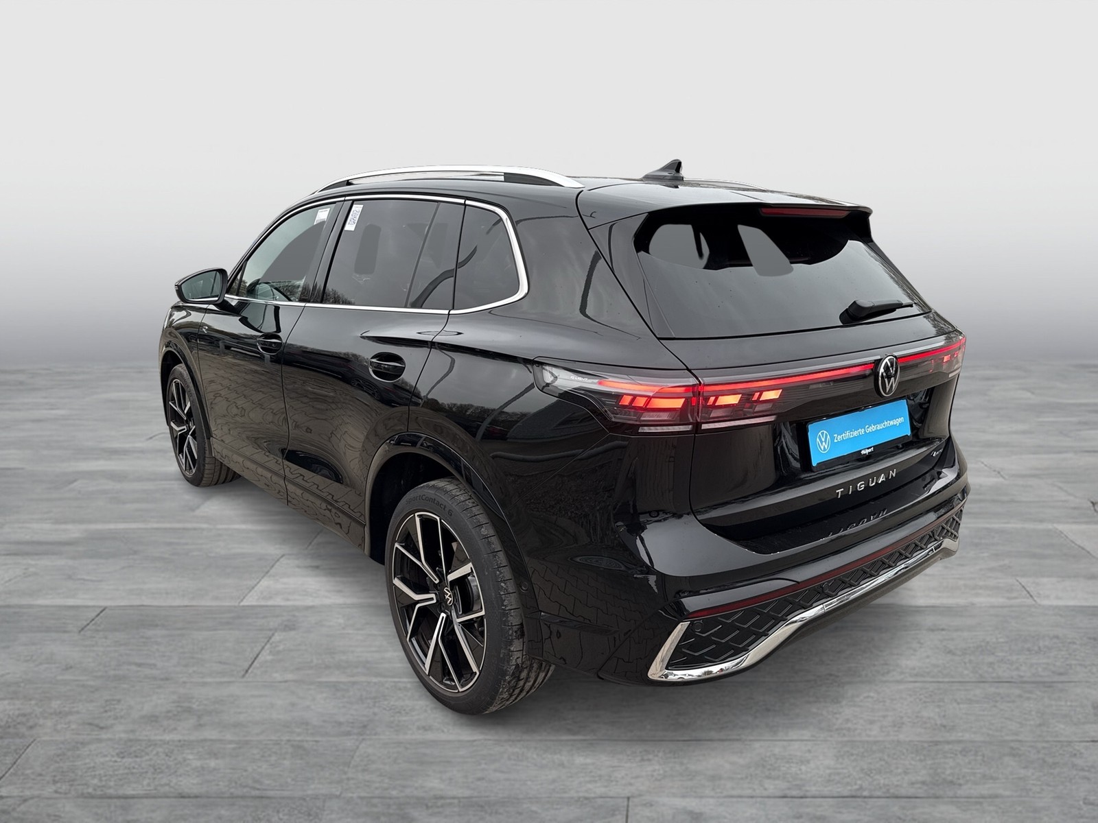 Volkswagen Tiguan 2.0 R-LINE 4X4 NEUESMODELL AHK 360CAM 20Z