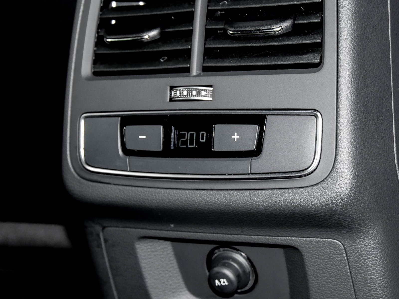 Audi A4 Avant 35 S LINE CAM LM18 E-KLAPPE NAVI+