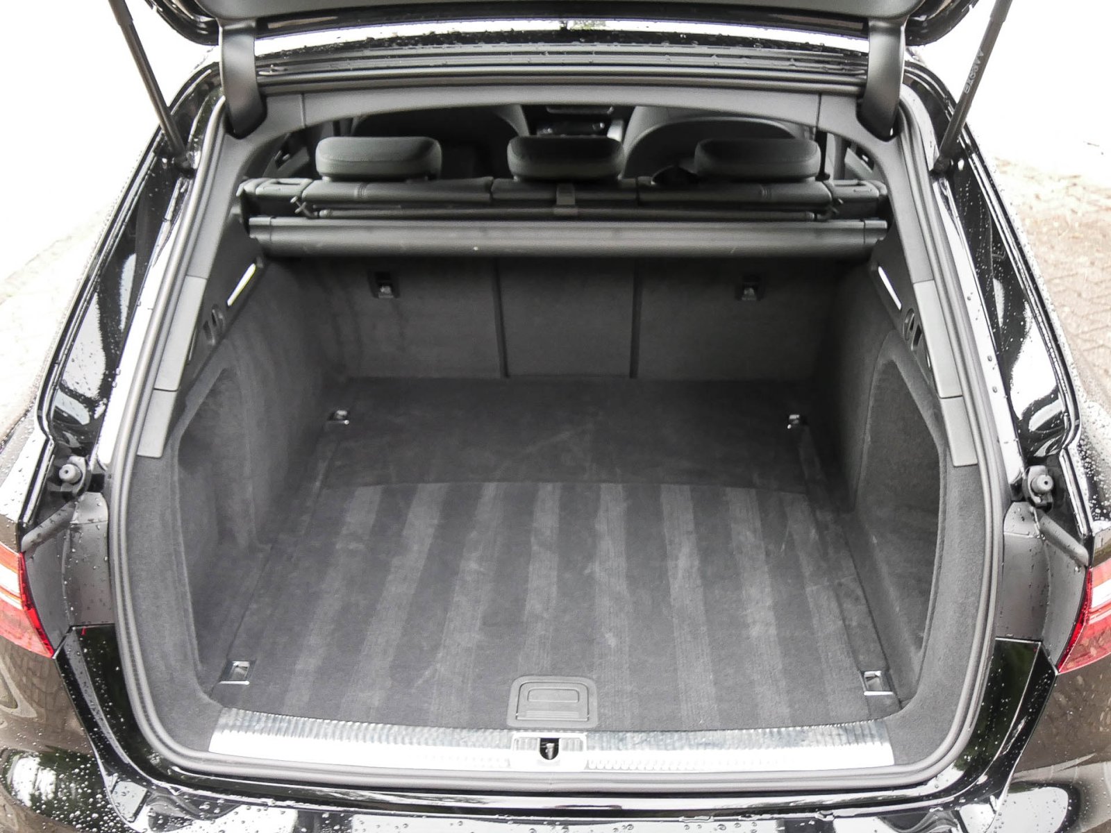 Audi A4 Avant 35 S LINE CAM LM18 E-KLAPPE NAVI+