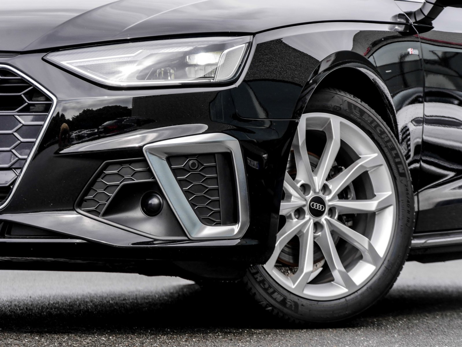 Audi A4 Avant 35 S LINE CAM LM18 E-KLAPPE NAVI+