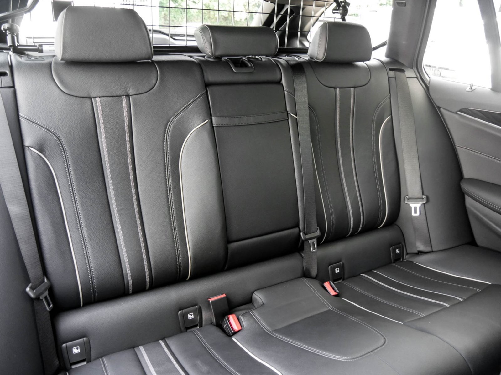 BMW 520 STANDHEIZUNG LEDER PANO CAM NAVI LM17