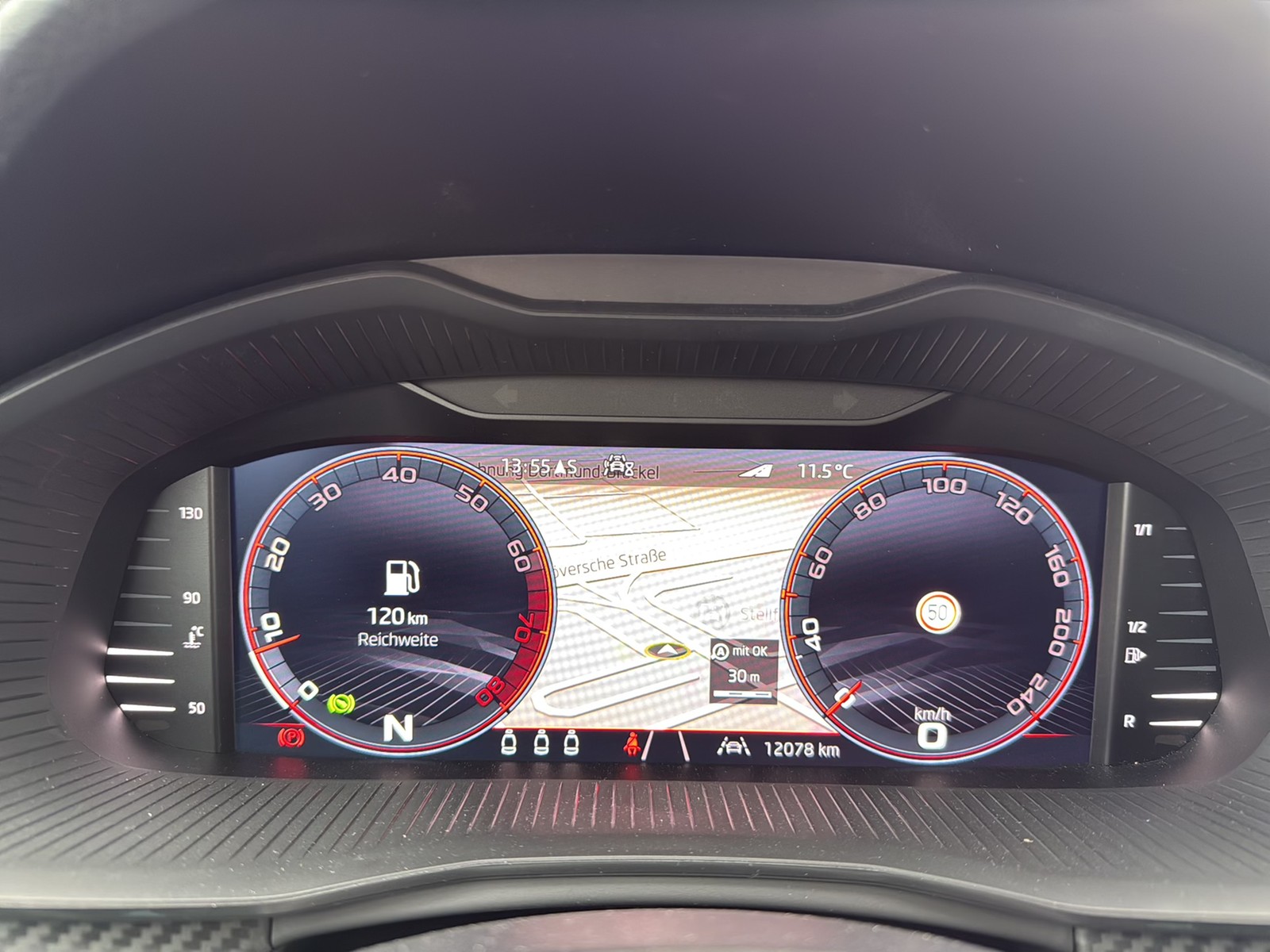 Skoda Kamiq 1.5TSI DSG Monte Carlo AHK ACC NAV RFK PDC