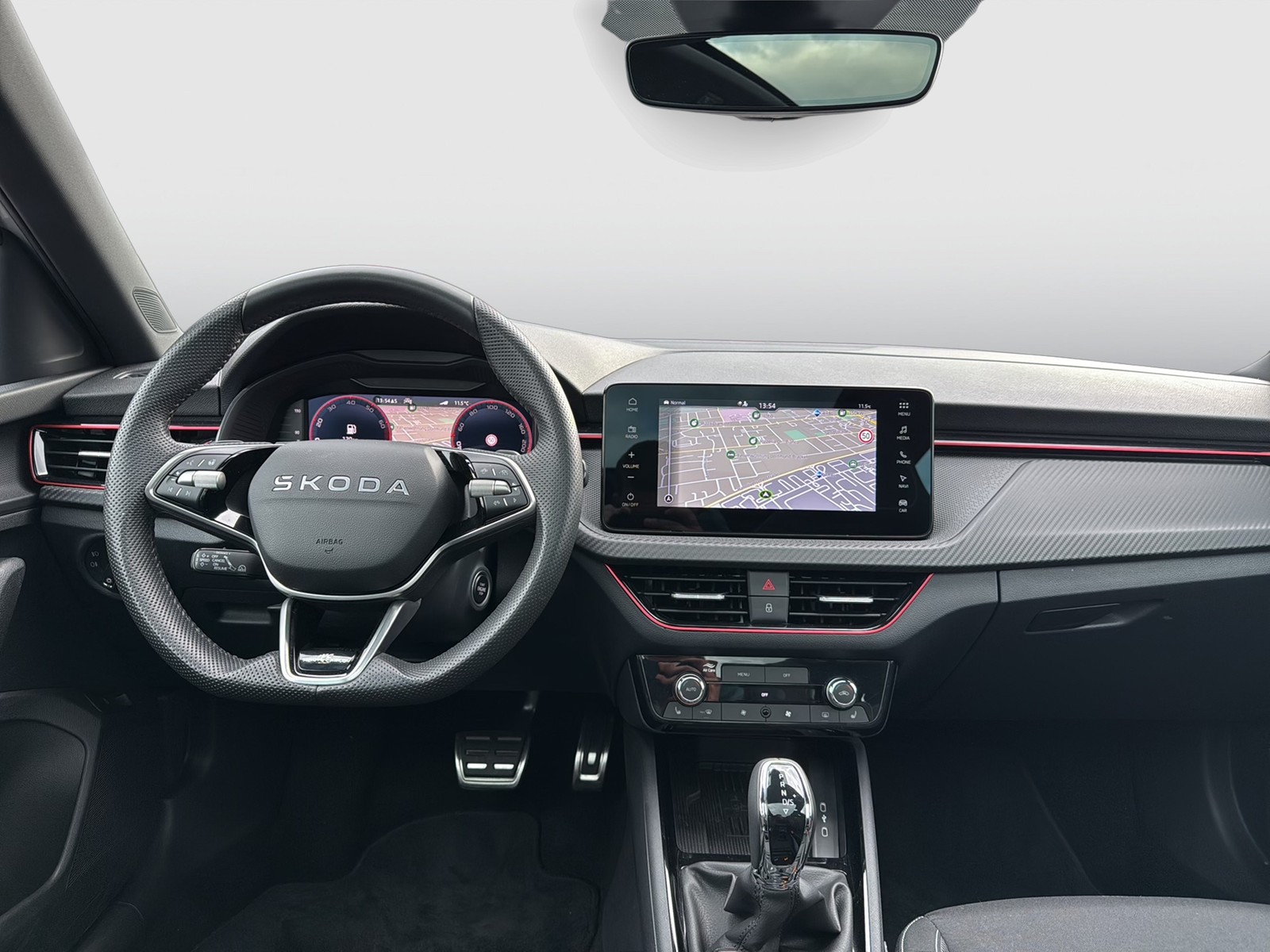 Skoda Kamiq 1.5TSI DSG Monte Carlo AHK ACC NAV RFK PDC