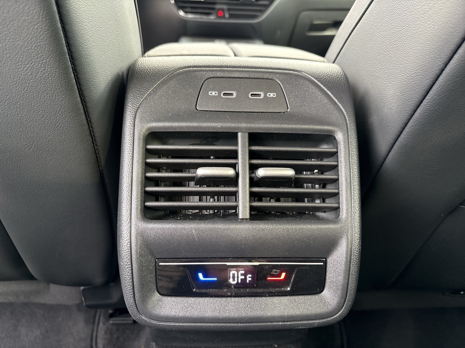 Volkswagen Passat Variant 2.0 BUSINESS AHK 360°CAM ACC NAVI