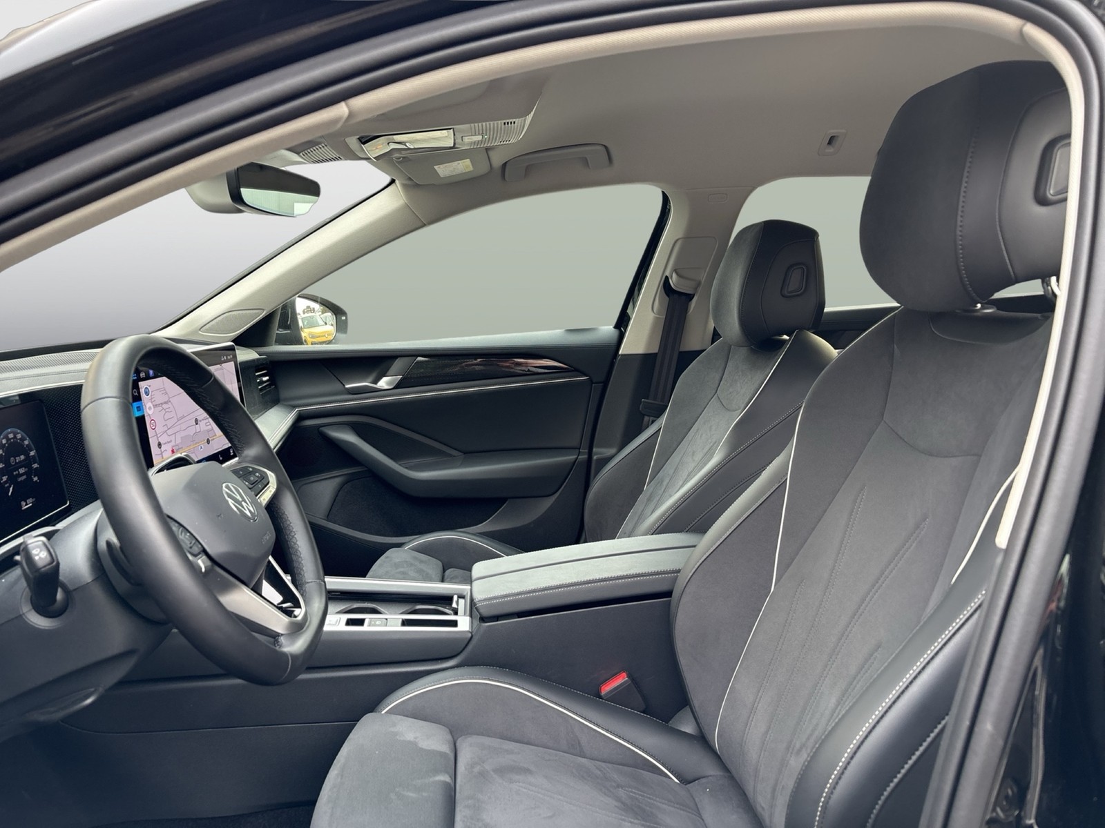 Volkswagen Passat Variant 2.0 BUSINESS AHK 360°CAM ACC NAVI
