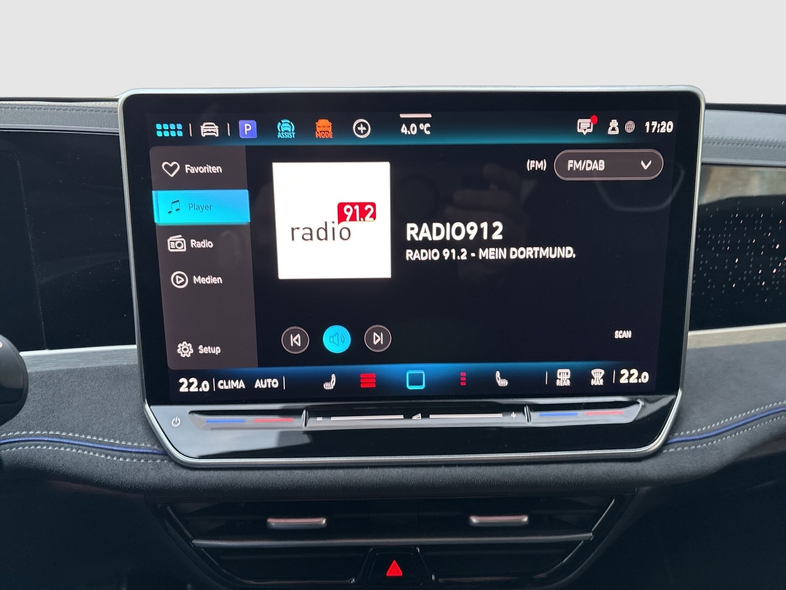 Volkswagen Passat Variant 2.0 R-LINE NEUESMODELL AHK CAM 18Z