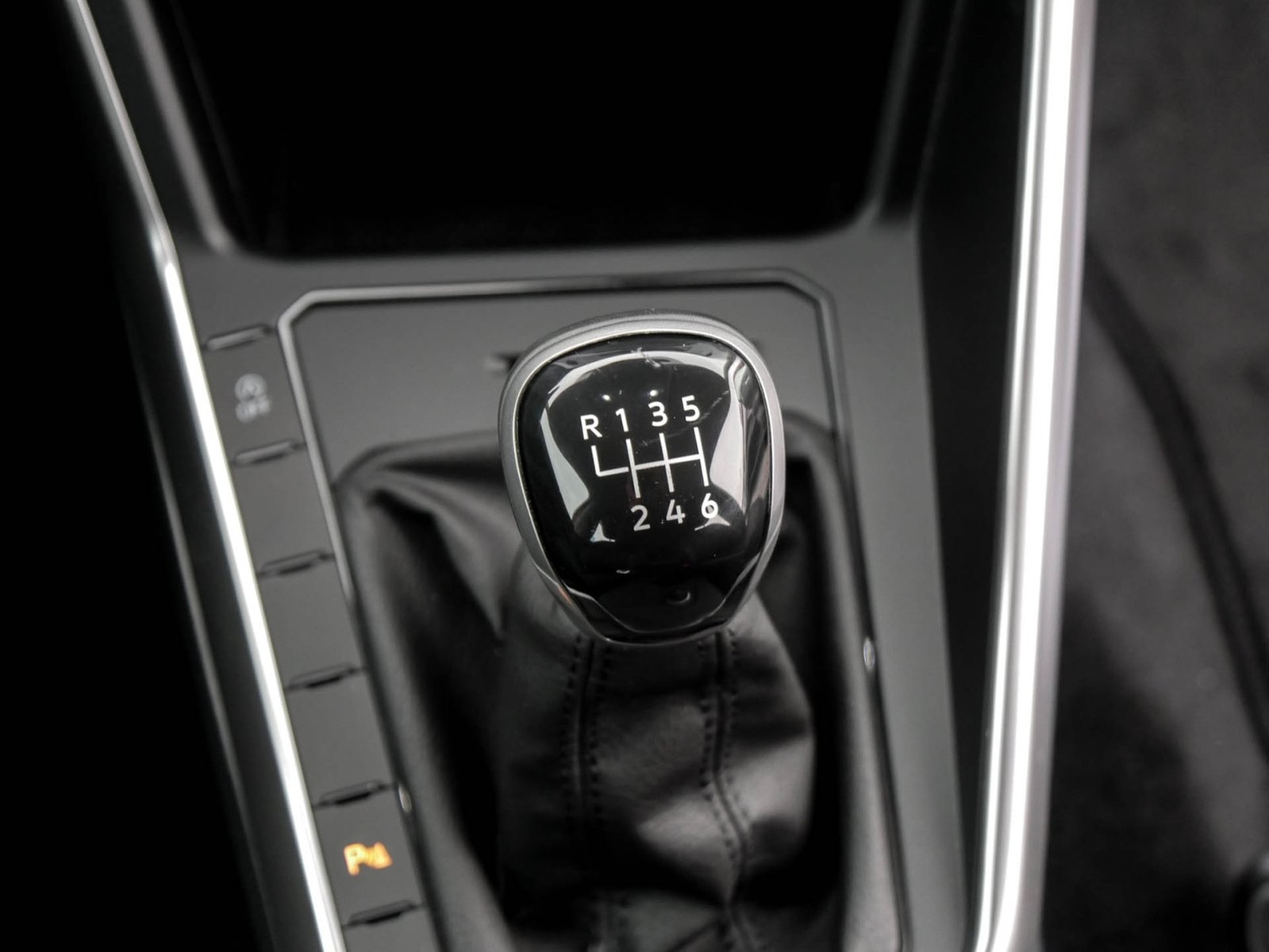 Volkswagen Taigo 1.0 LIFE CAM NAVI ALU SITZHEIZUNG CARPLAY