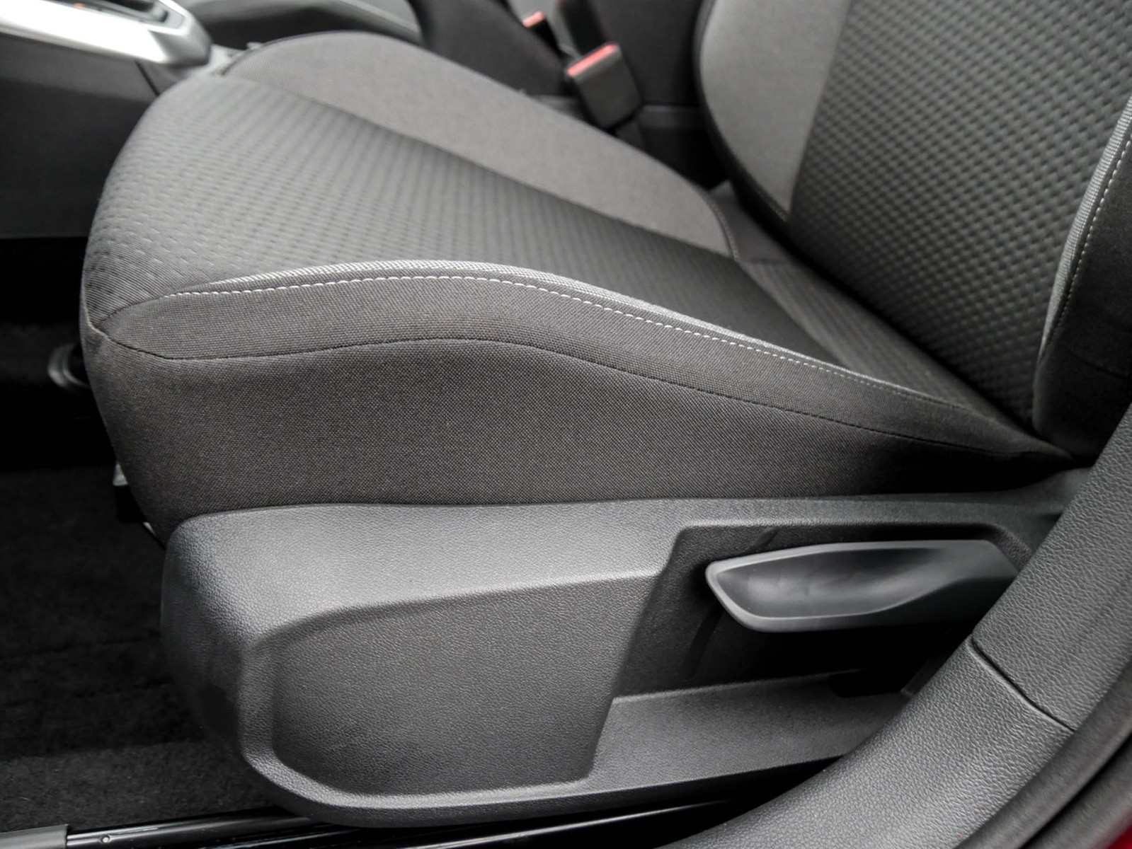 Volkswagen Taigo 1.0 LIFE CAM NAVI ALU SITZHEIZUNG CARPLAY