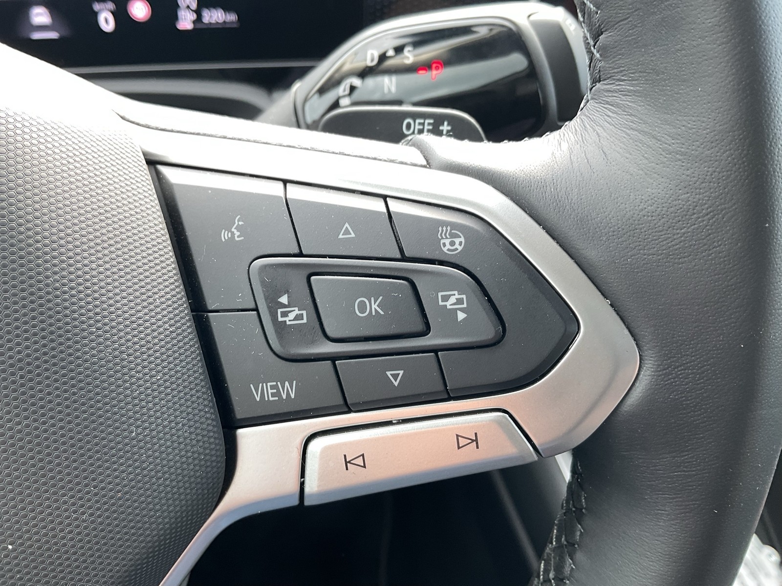 Volkswagen Passat Variant 2.0 BUSINESS AHK 360°CAM ACC NAVI