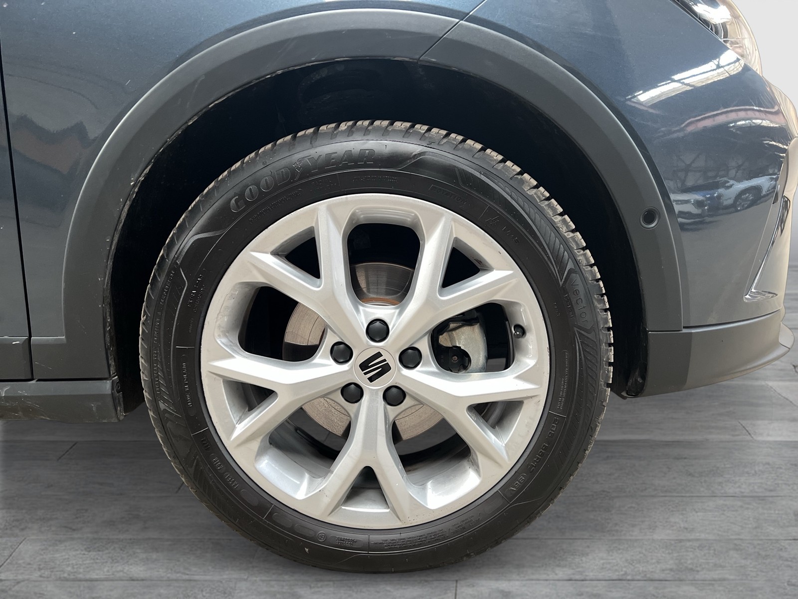 Seat Arona 1.0 FR CAM ACC NAVI LM17 CARPLAY SITZHEIZ.