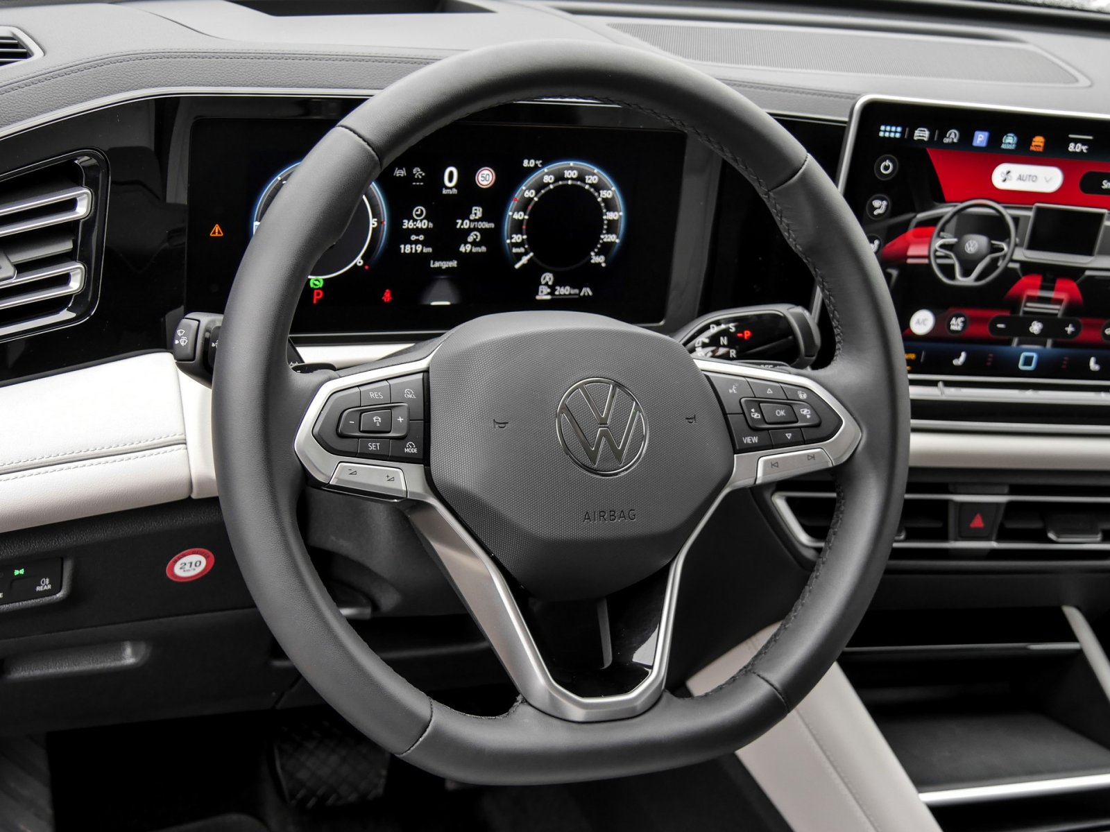 Volkswagen Tiguan 2.0 ELEGANCE 4X4 AHK HARMAN CAM NAVI LED