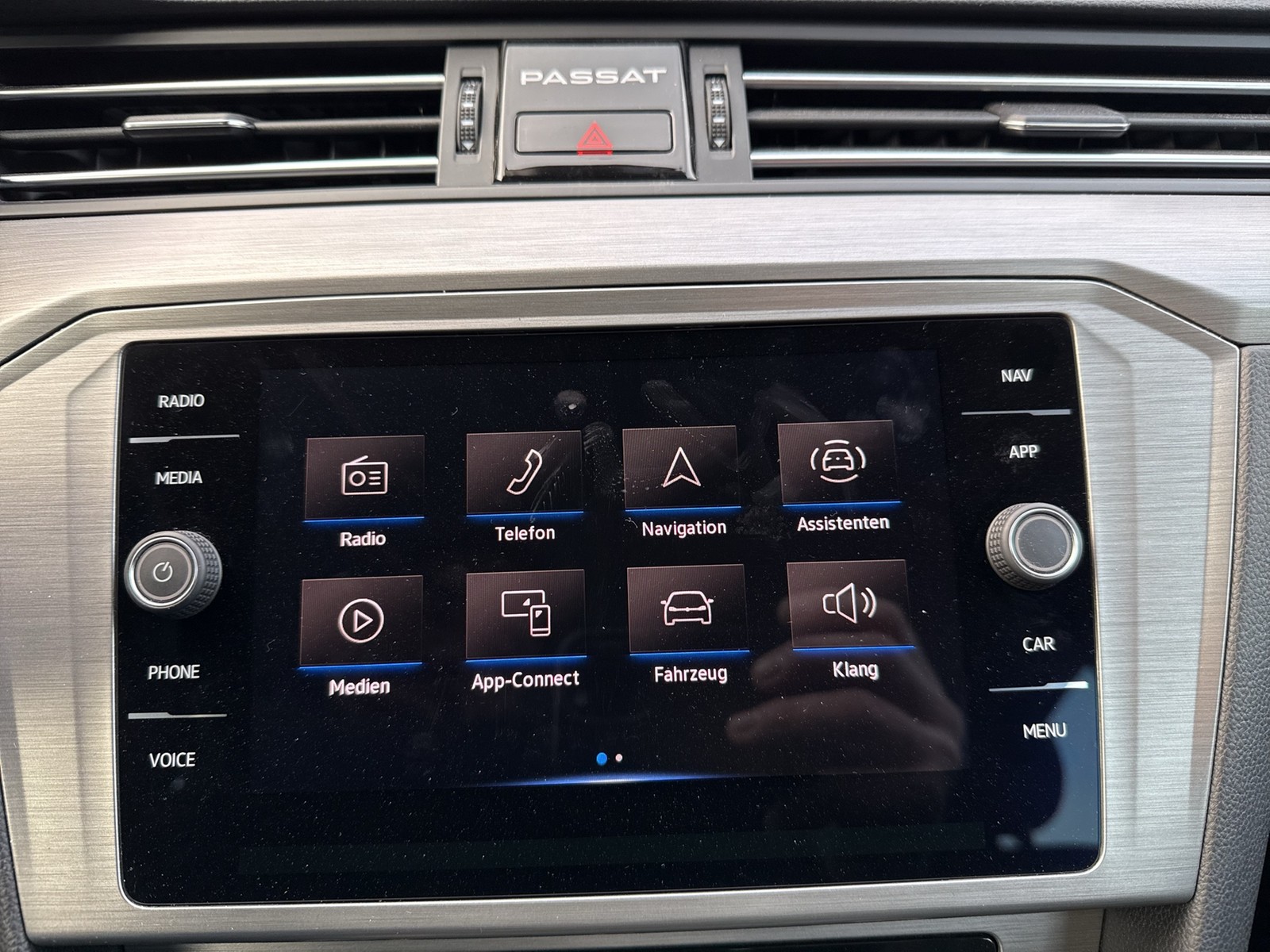 Volkswagen Passat Variant 1.5 CAM NAVI CARPLAY SITZHEIZUNG