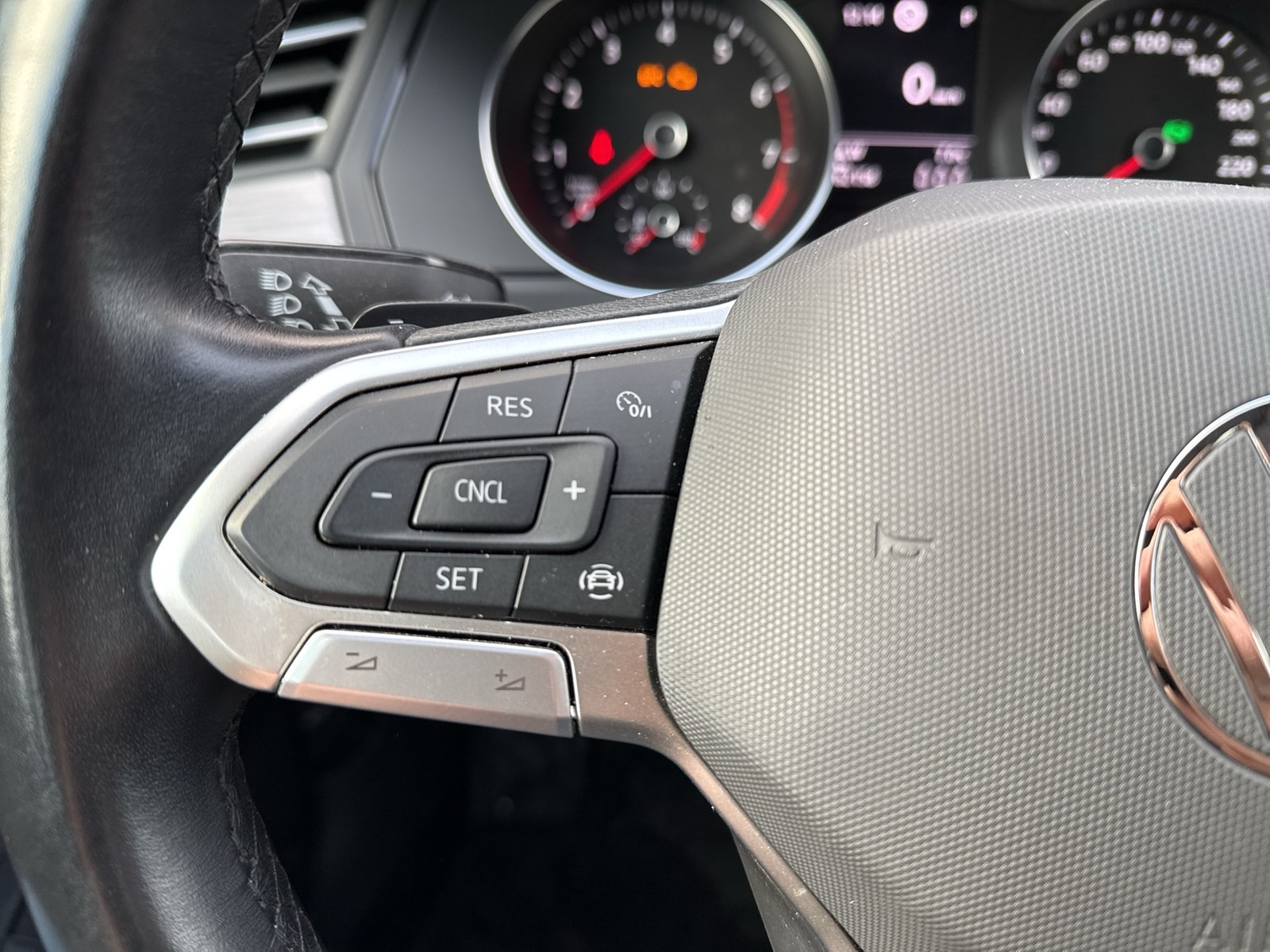Volkswagen Passat Variant 1.5 CAM NAVI CARPLAY SITZHEIZUNG
