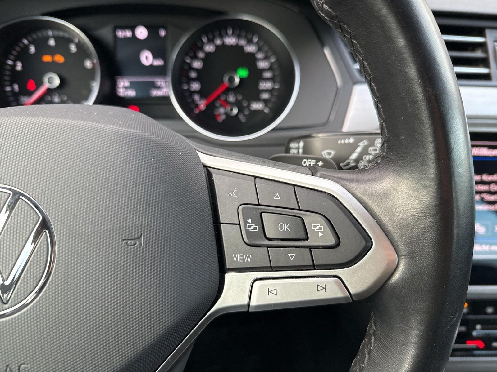 Volkswagen Passat Variant 1.5 CAM NAVI CARPLAY SITZHEIZUNG