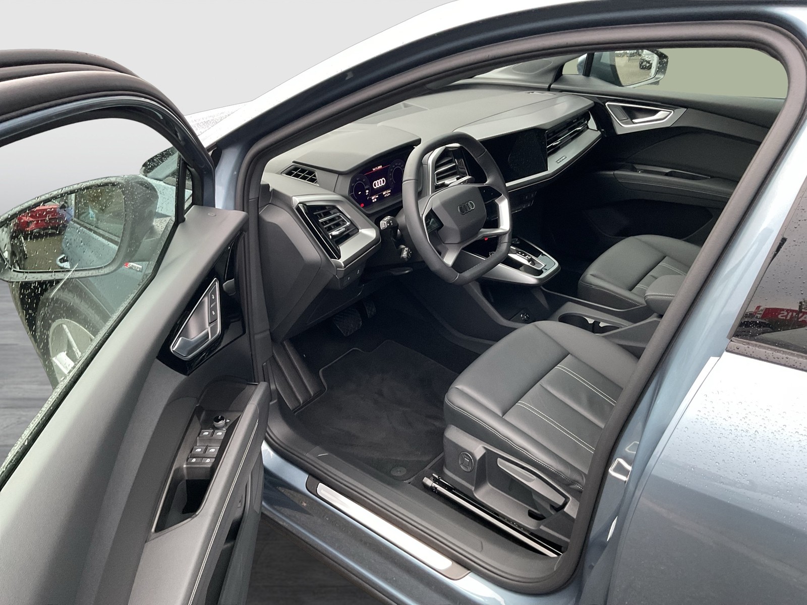 Audi Q4 e-tron 45 S LINE BLACKPAK AHK LM20 E-KLAPPE