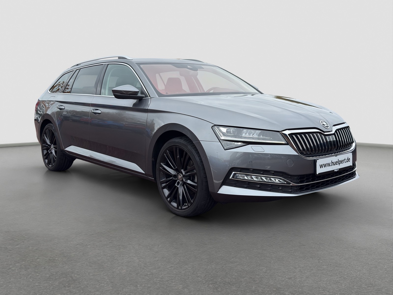 Skoda Superb Combi 2.0 STYLE AHK 360°CAM LM19 E-KLAPPE