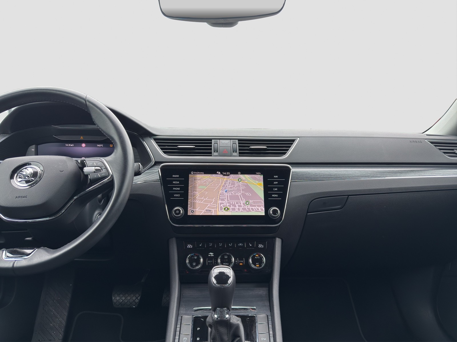 Skoda Superb Combi 2.0 STYLE AHK 360°CAM LM19 E-KLAPPE