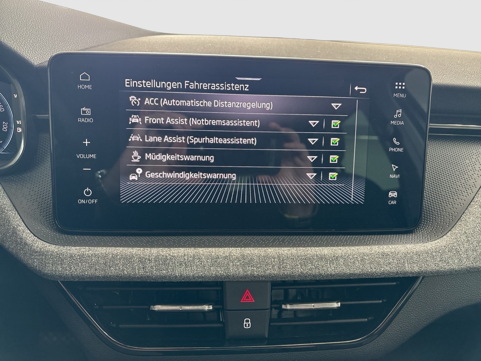 Skoda Scala 1.0 TOUR BLACKPACKAGE CAM MATRIX E-KLAPPE