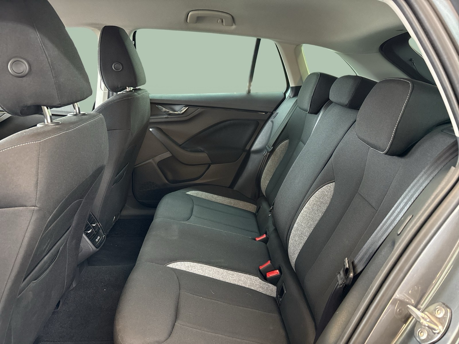 Skoda Scala 1.0 TOUR BLACKPACKAGE CAM MATRIX E-KLAPPE