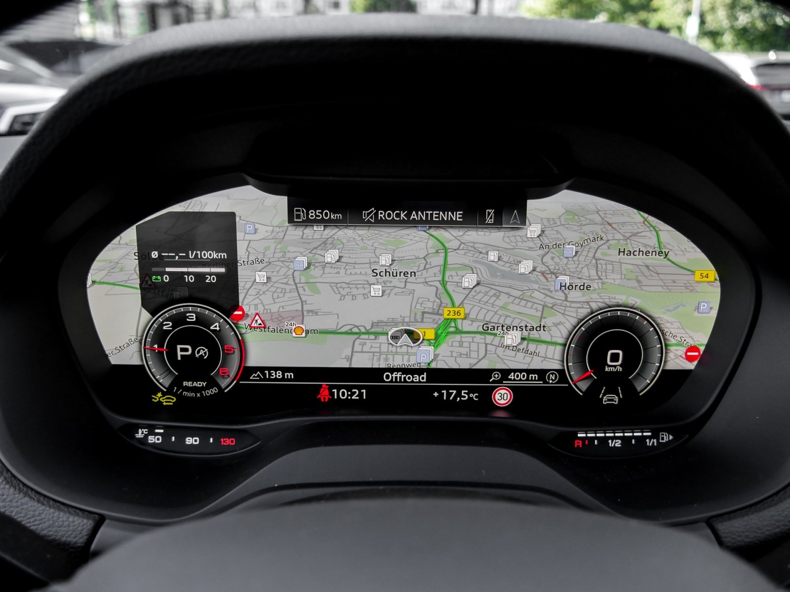 Audi Q2 35 advanced CAM ACC E-KLAPPE NAVI+ LM17 LED