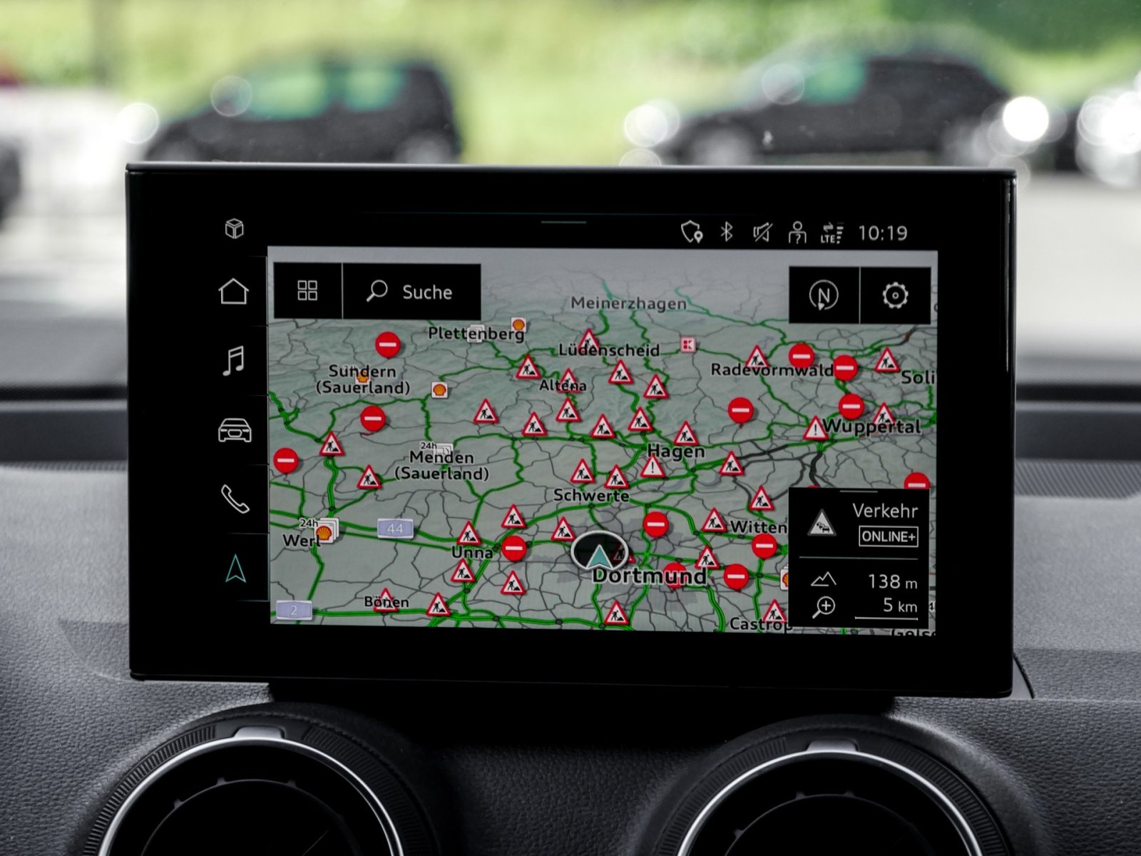 Audi Q2 35 advanced CAM ACC E-KLAPPE NAVI+ LM17 LED