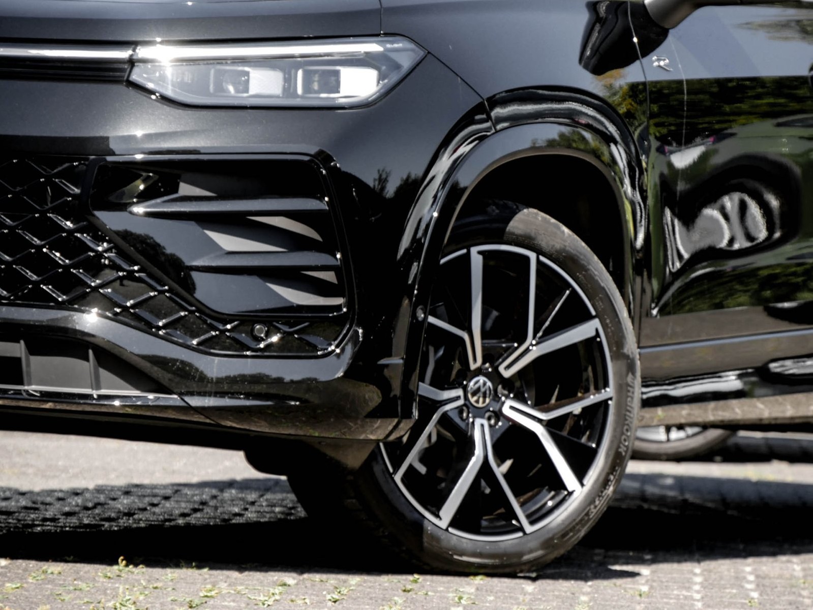 Volkswagen Tayron 2.0 R-LINE BLACKSTYLE 4X4 PANO 360CAM 20Z