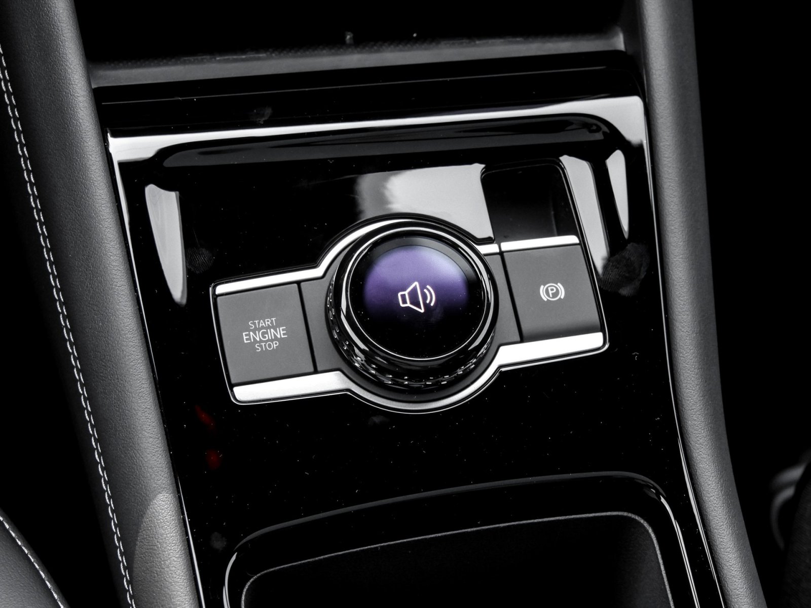 Volkswagen Tayron 2.0 R-LINE BLACKSTYLE 4X4 PANO 360CAM 20Z