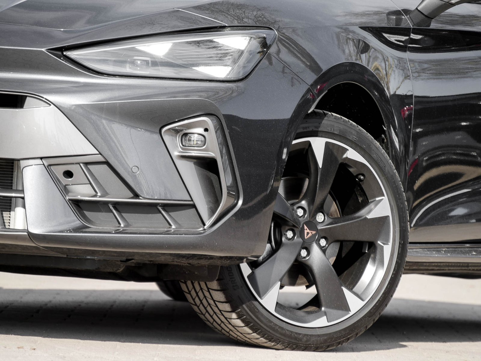 Cupra Leon 1.5 DSG SENNHEISER NAV CAM LENKRAD&SITZHZG