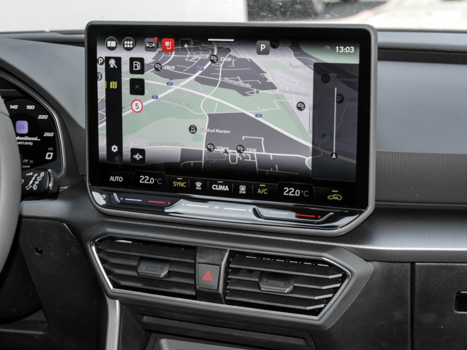 Seat Leon 1.5 ROAD EDITION DSG NAV RFK KEYL AHK-Vorb.