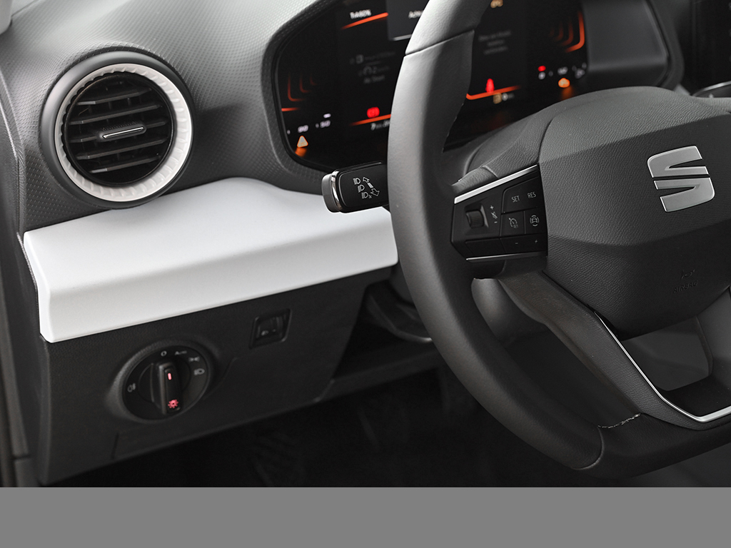 Seat Ibiza 1.0 ROAD EDITION PDC RFK 15ZOLL KEYL SHZ